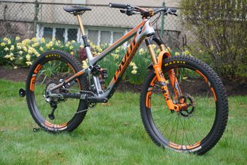 Pivot, Mach 429 Pro Enduro Custom With Paint By Nubs Graffix