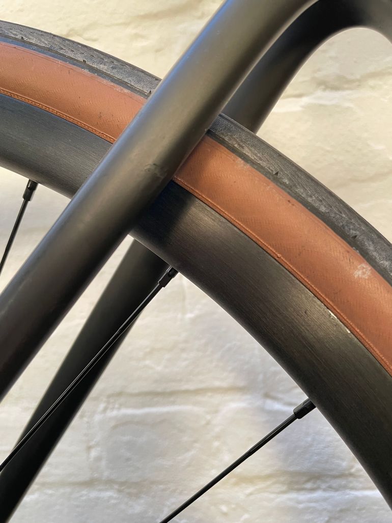Used Scott Addict RC 30 2022 Road & Gravel, Green — image 8 of 10