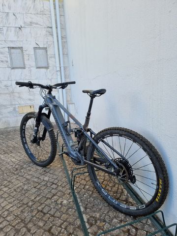 Used Mondraker CRUSHER 2024 2024 Mountainbike, Light Gray, 29 — image 2 of 5