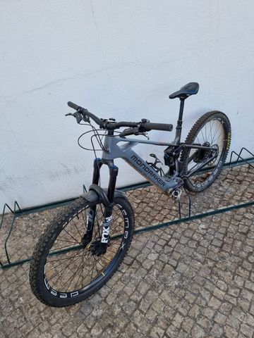 Used Mondraker CRUSHER 2024 2024 Mountainbike, Light Gray, 29 — image 4 of 5