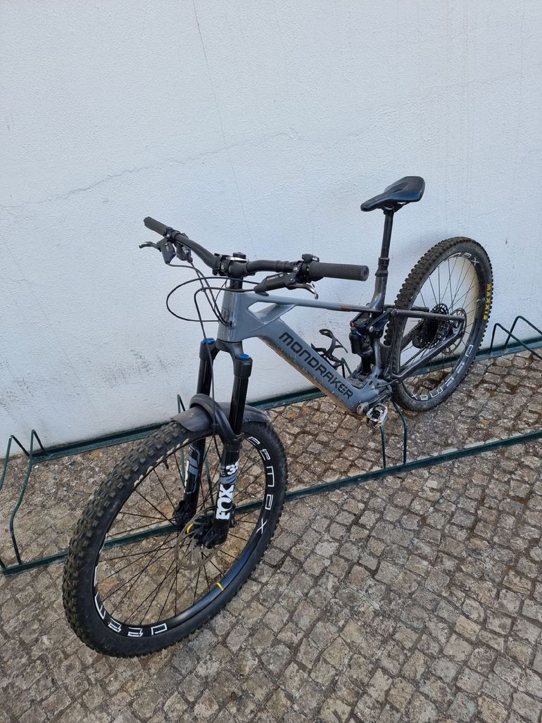 Used Mondraker CRUSHER 2024 2024 Mountainbike, Light Gray, 29 — image 4 of 5