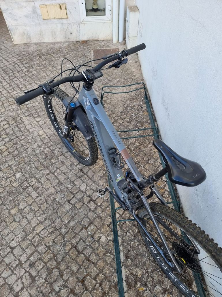 Used Mondraker CRUSHER 2024 2024 Mountainbike, Light Gray, 29 — image 3 of 5