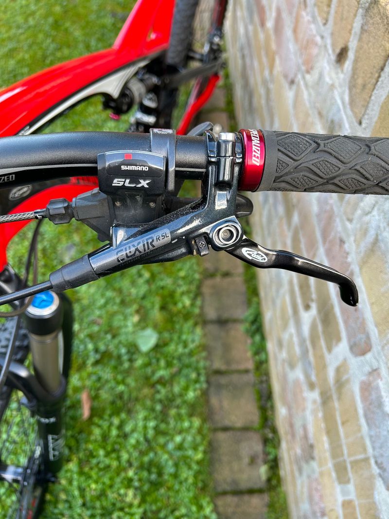 Used Specialized FSRxc Pro 2010 2010 Mountainbike, Red, 26 — image 7 of 23
