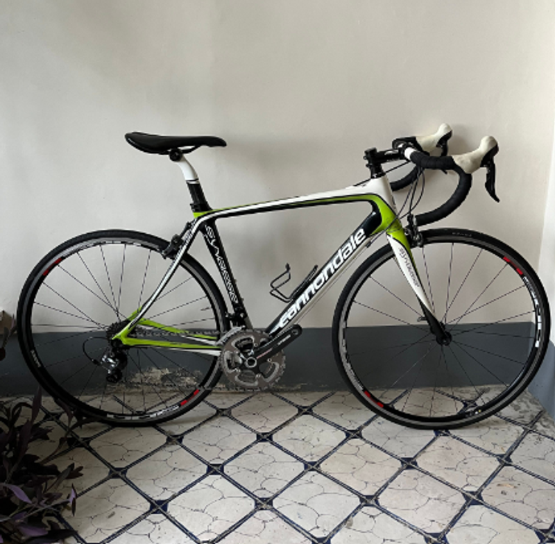 Used Cannondale Synapse Carbon Ultegra 10sp 2013 Road & Gravel