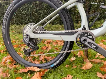 Used Lapierre XRM 9.9 2025 Mountainbike, Green, 29 — image 4 of 9