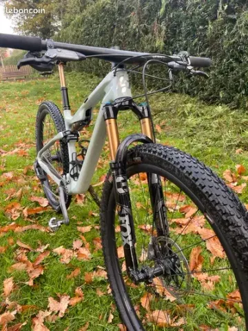 Used Lapierre XRM 9.9 2025 Mountainbike, Green, 29 — image 6 of 9