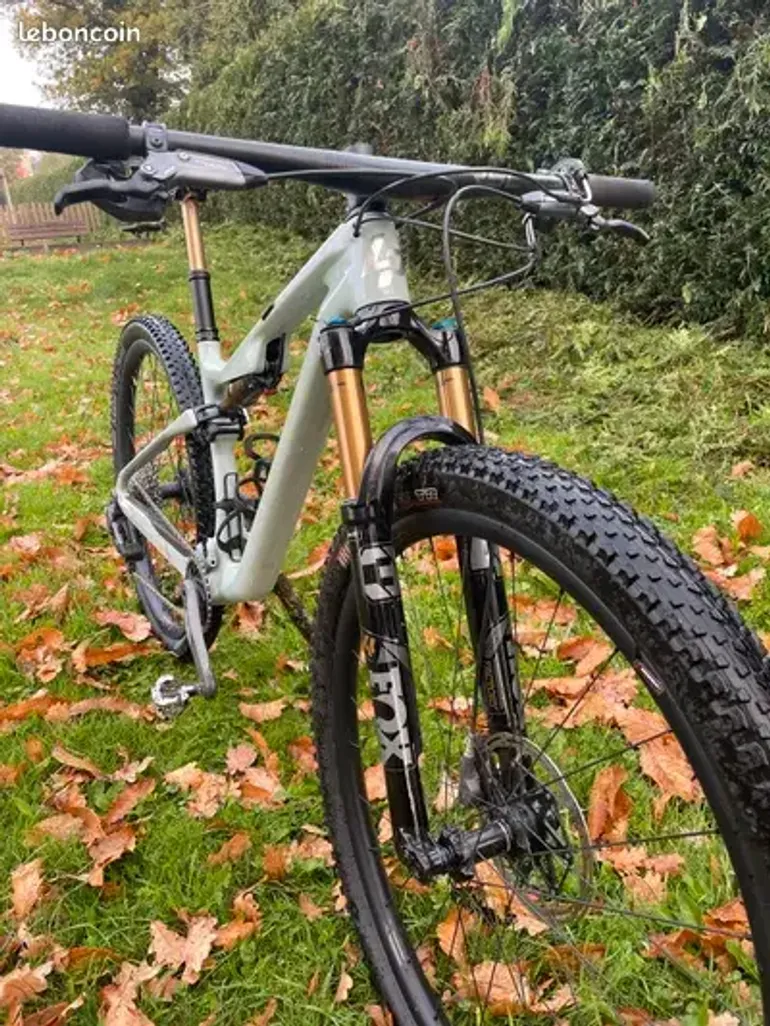Used Lapierre XRM 9.9 2025 Mountainbike, Green, 29 — image 6 of 9