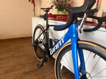 Gebrauchtes Giant Propel 2024 Road & Gravel, Blau — Bild 2 von 5