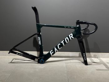 Brugt Factor OSTRO VAM 2023 Frameset 2023 Road & Gravel