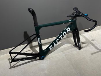 Brugt Factor OSTRO VAM 2023 Frameset 2023 Road & Gravel — billede 7 af 7