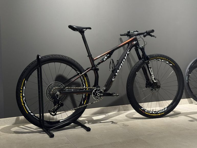 Brugt Specialized S-Works Epic 8 2025 Mountainbike — billede 2 af 9