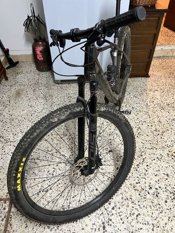 Gebrauchtes Orbea ALMA M50 2022 2022 Mountainbike, Schwarz, 29 — Bild 4 von 11