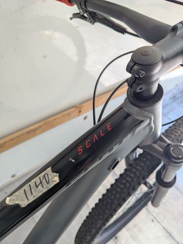 Used Scott Scale 970 2021 2021 Mountainbike, Black, 29 — image 8 of 9