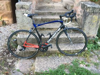 Używany Lapierre Pulsium 600 FDJ Pro Team Ultrega Carbone 2016 Road & Gravel — zdjęcie 2 z 8