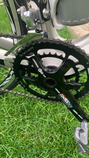 Used Specialized Venge Pro Mid-Compact 2012 2012 Road & Gravel, White — image 4 of 6