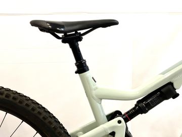 Used Focus JAM 6.8 2022 2022 Mountainbike, White, 29 — image 4 of 8