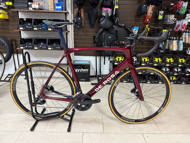Used De Rosa 2025 Idol 105 Di2 2025 Road & Gravel