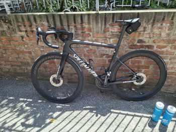 Used Specialized Tarmac SL8 Pro - Ultegra Di2 2025 2025 Road & Gravel, Black — image 2 of 11