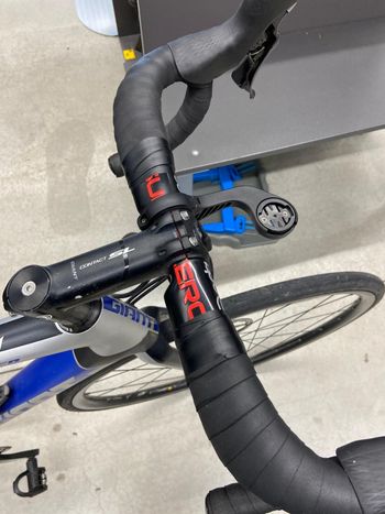 Used Giant Bici GIANT ADVANCED PRO 2020 Road & Gravel, Gris claro — image 4 of 5
