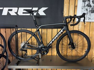 Trek Madone SL 6 Gen 8 2025 2025 Road & Gravel usato