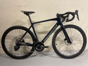 Megamo, Raise SRAM Force eTap AXS