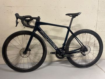 Megamo Raise SRAM Force eTap AXS 2024 Road & Gravel usato, Blu — immagine 2 di 8