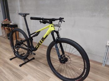 BMC Fourstroke FOUR 2024 2024 Mountainbike usato, Nero — immagine 4 di 5