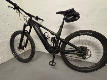 Used Giant Trance X Advanced, E+ 1 2022 2022 Mountainbike, Green, 29 — image 2 of 14