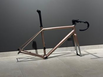 Brugt Specialized S-Works Aethos Frameset 2023 Road & Gravel — billede 2 af 7