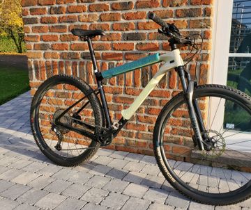 Käytetty Giant Xtc Shimano SLX 2022 Mountainbike — kuva 2 / 16