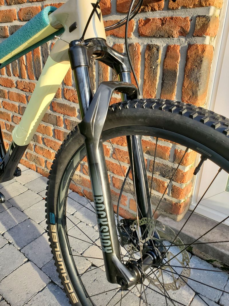 Käytetty Giant Xtc Shimano SLX 2022 Mountainbike — kuva 11 / 16