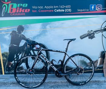 Used Focus Cayo Ultegra Disc 2018 Road & Gravel, Black — image 5 of 7