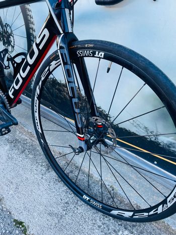 Used Focus Cayo Ultegra Disc 2018 Road & Gravel, Black — image 3 of 7
