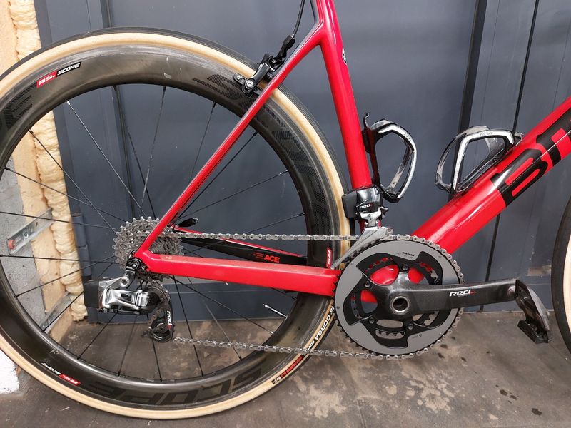 Używany BMC Teammachine SLR01 TWO 2019 2019 Road & Gravel — zdjęcie 3 z 7