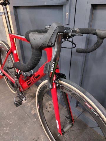 Używany BMC Teammachine SLR01 TWO 2019 2019 Road & Gravel — zdjęcie 4 z 7