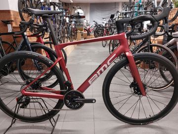 Gebrauchtes BMC Roadmachine 01 THREE 2024 2024 Road & Gravel