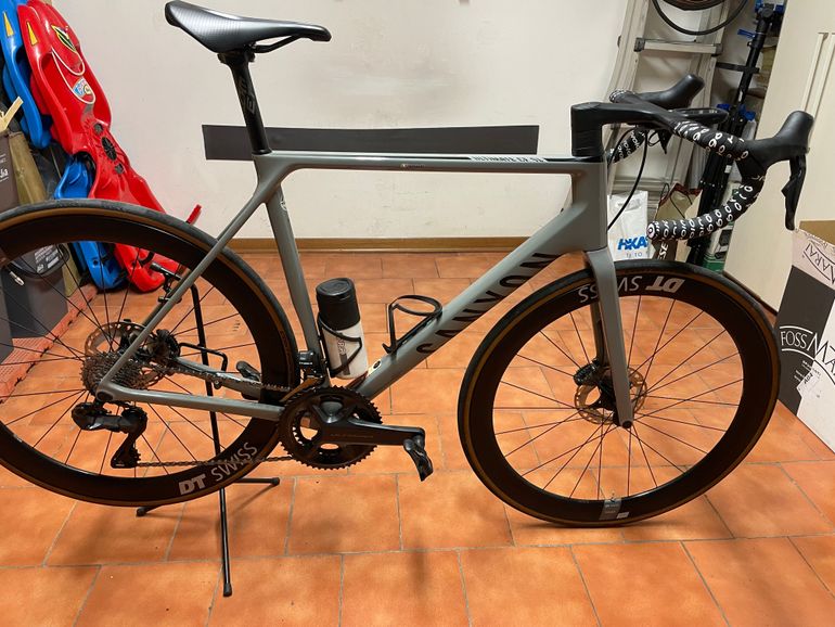 Used Canyon Ultimate Shimano Ultegra Di2 2022 Road & Gravel, Light Gray — image 1 of 3