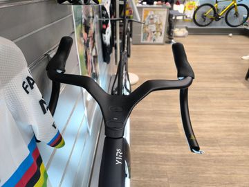 Used Colnago Y1rs 2026 Road & Gravel, Black — image 4 of 6