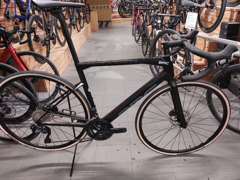 Used BMC Roadmachine FIVE 2023 2023 Road & Gravel