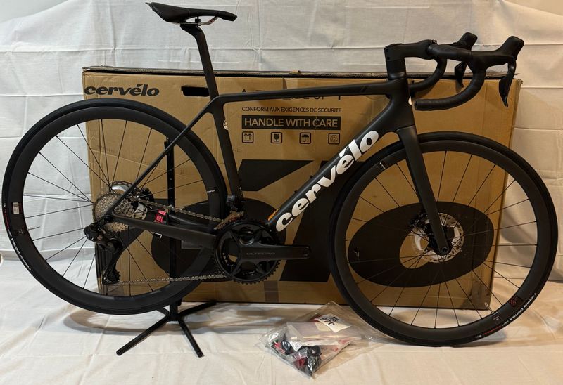 Cervélo R5 Shimano Ultegra Di2 2025 Road & Gravel d'occasion