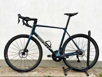 Used Giant TCR Advanced Pro 0 Di2 2025 2025 Road & Gravel, Blau — image 2 of 12