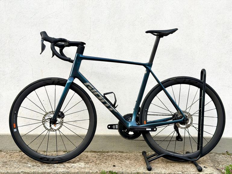 Used Giant TCR Advanced Pro 0 Di2 2025 2025 Road & Gravel, Blau — image 2 of 12