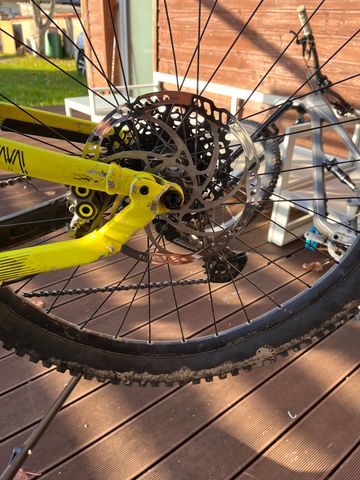 Używany Commencal Meta AM V4 2016 Mountainbike — zdjęcie 6 z 10