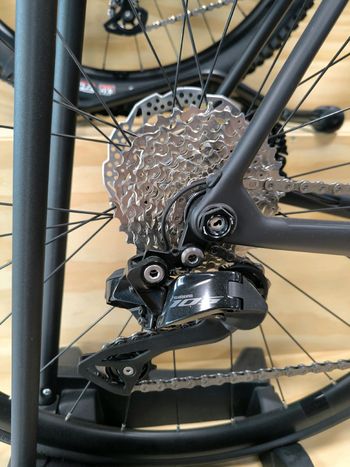Orbea ORCA M30i 2024 2024 Road & Gravel usato, Nero — immagine 12 di 12