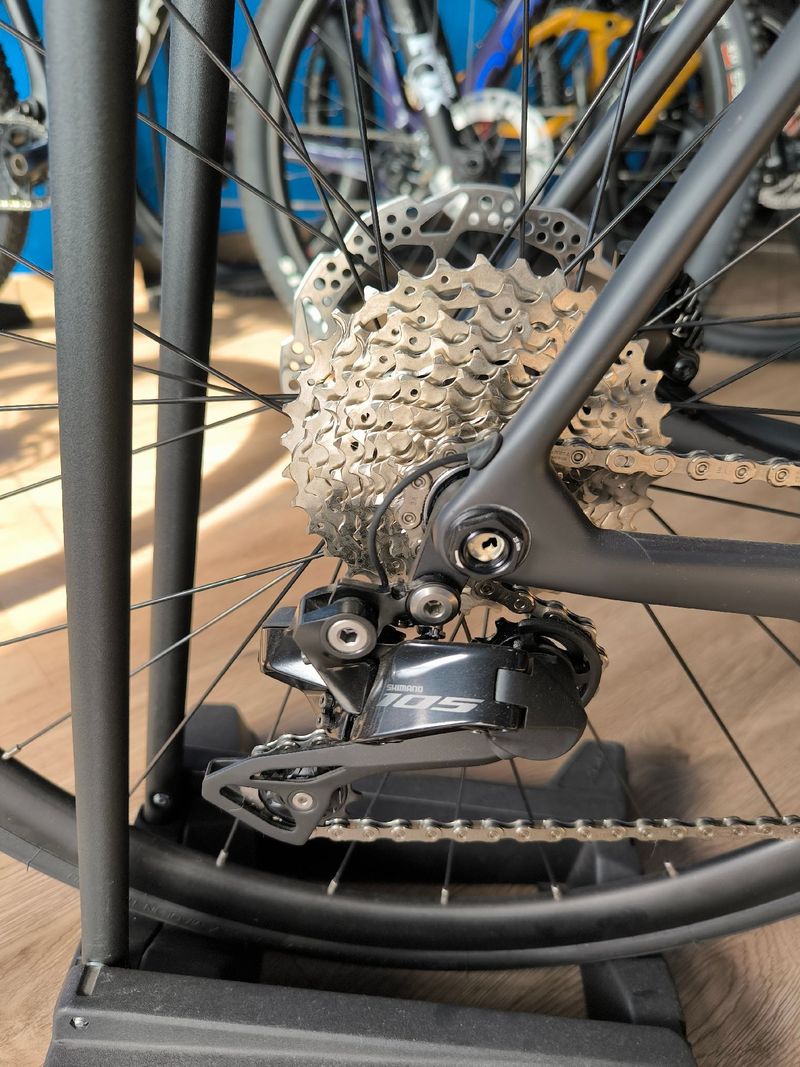 Used Orbea ORCA M30i 2024 2024 Road & Gravel, Black — image 3 of 12