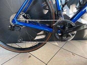 Used Trek Trek Domane Sl 6 2023 Road & Gravel, Blue — image 3 of 7