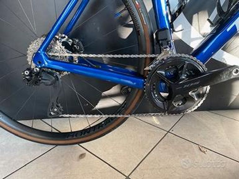 Used Trek Trek Domane Sl 6 2023 Road & Gravel, Blue — image 3 of 7