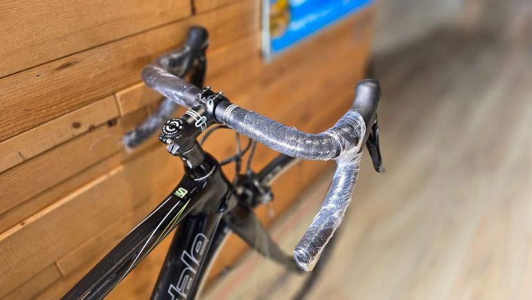 Used Cannondale SuperSix EVO 105 2017 2017 Road & Gravel, Black — image 8 of 11