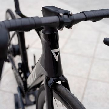 Tweedehands Giant Defy Advanced E+ Elite 1 2025 2025 Road & Gravel — afbeelding 7 van 11