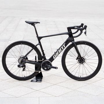 Tweedehands Giant Defy Advanced E+ Elite 1 2025 2025 Road & Gravel — afbeelding 1 van 11